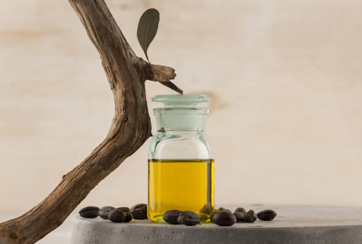 Benefits of using Jaborandi oil on the scalp and face